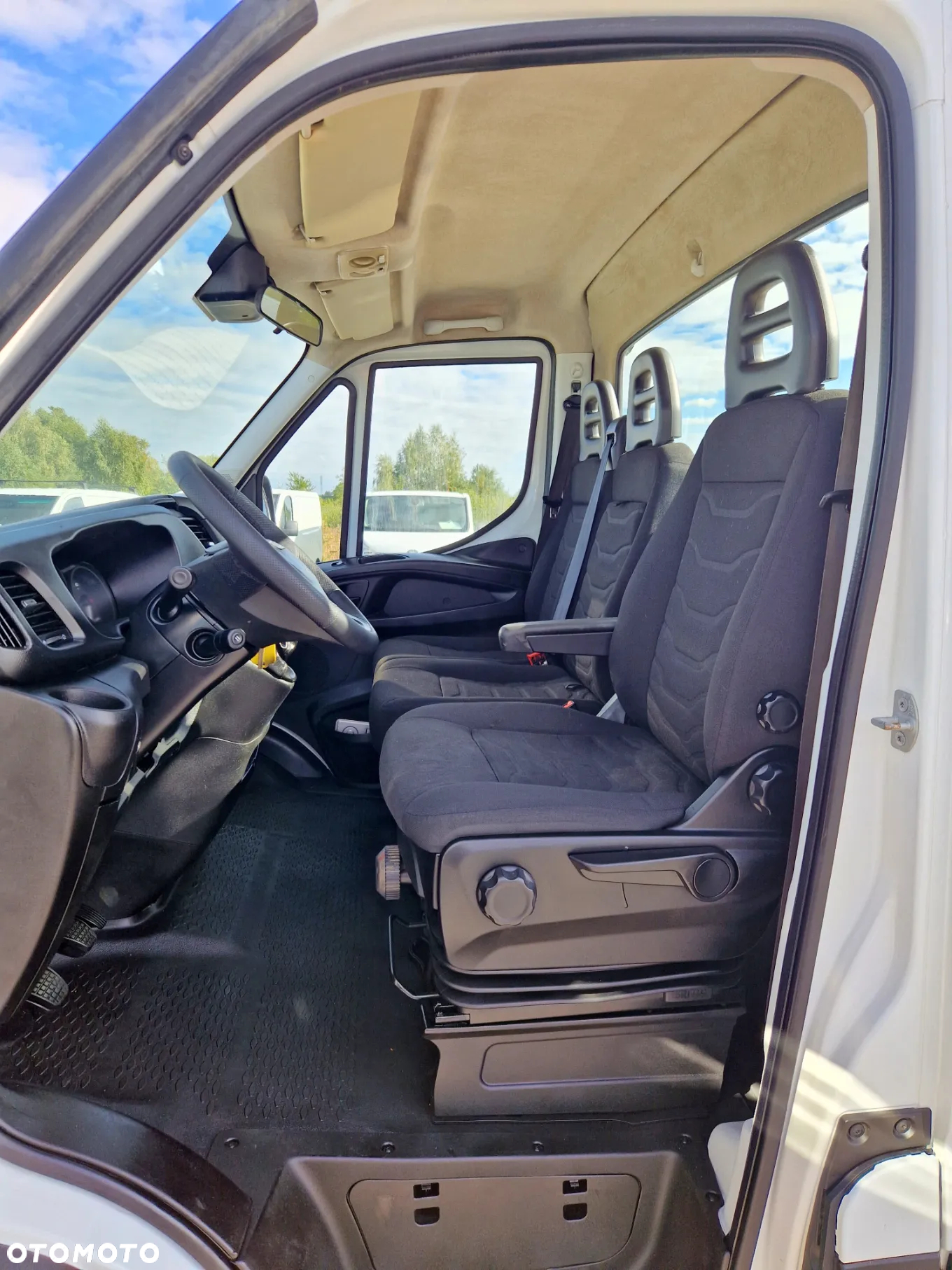 Iveco 35S15 2.3 HPI 150 KONNA SKRZYNIA 4,2M DO 3,5T GWARANCJA KLIMATYZACJA - 9
