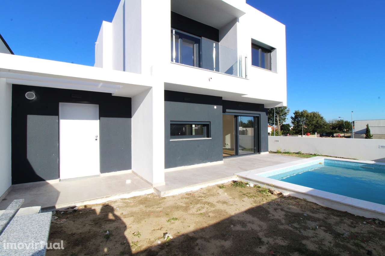 Moradia T4 NOVA na QUINTINHAS – Piscina e Garagem. - Grande imagem: 4/34