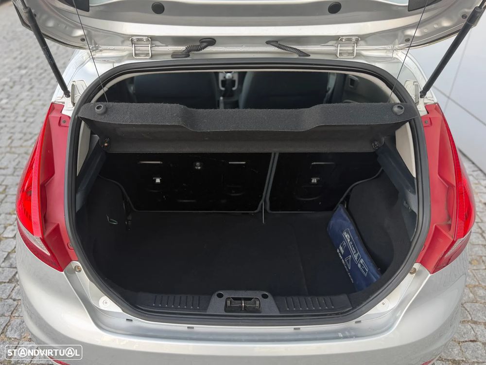 Ford Fiesta 1.25 Titanium - 28