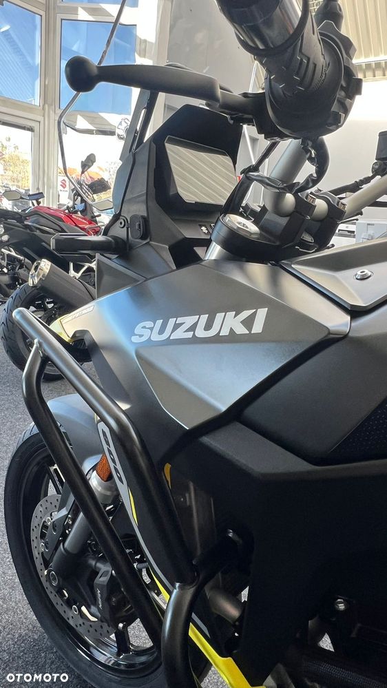 Suzuki V-STROM - 11
