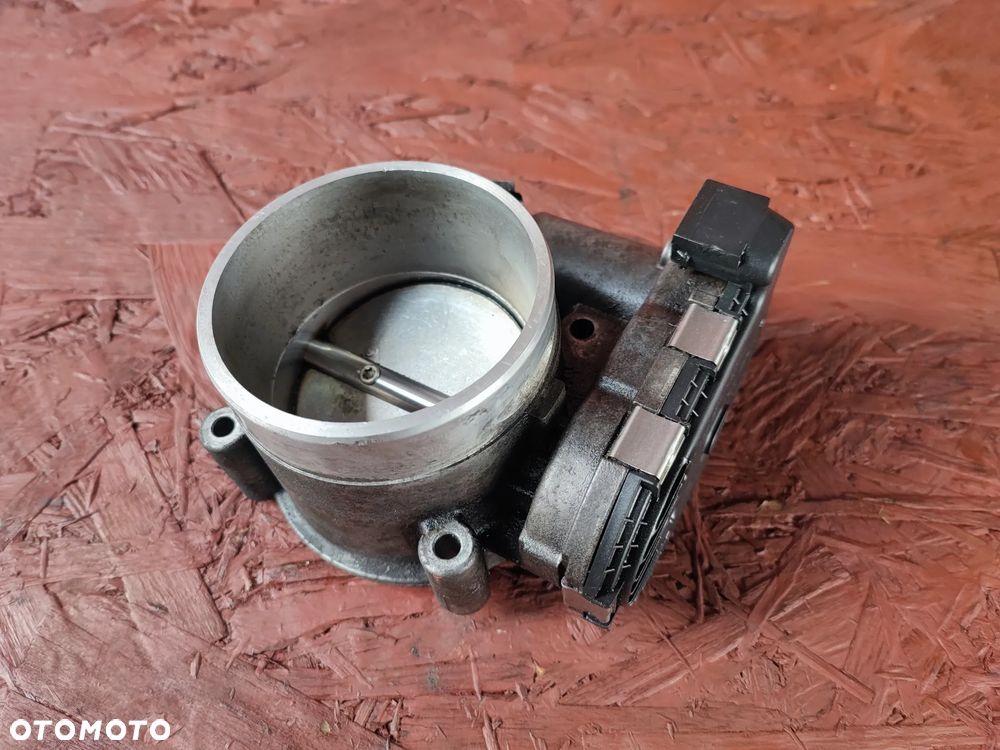 PORSCHE CAYENNE ORYGINALNA ELEKTRYCZNA PRZEPUSTNICA POWIETRZA BOSCH DO SILNIKA 4.5 V8 M48.00 O NR. 0280750114 OEM - 3