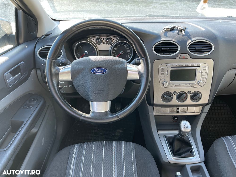 Ford Focus 1.6 TDCI DPF Concept - 17