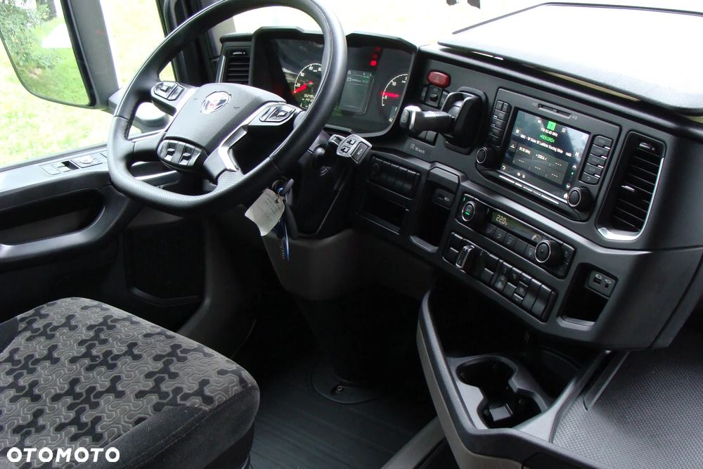Scania R 450 A4x2LA - 21