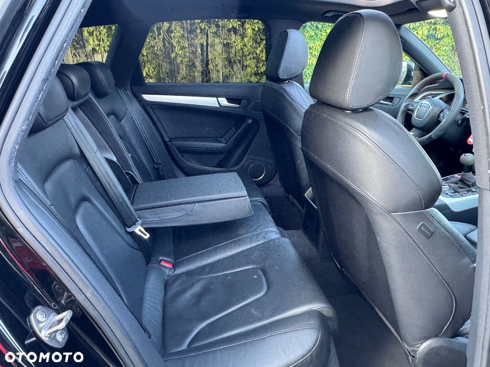 Audi A4 Avant 3.2 FSI quattro Ambiente - 19