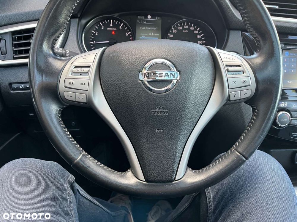 Nissan Qashqai 1.2 DIG-T N-Connecta - 17