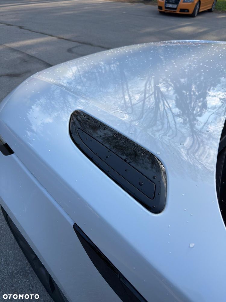 Land Rover Range Rover Velar 2.0 Si4 GPF R-Dynamic HSE - 11