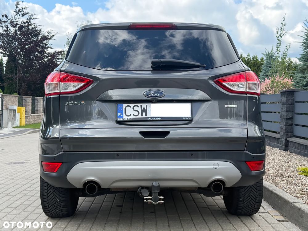Ford Kuga 1.5 EcoBoost 2x4 Titanium - 32