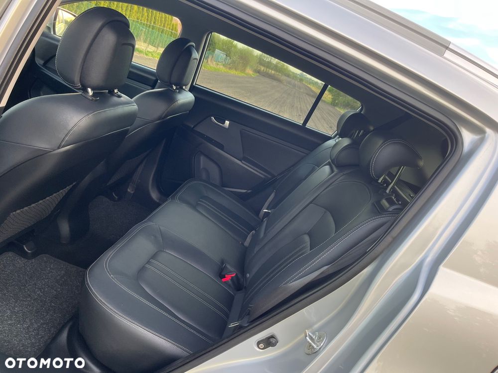 Kia Sportage - 16