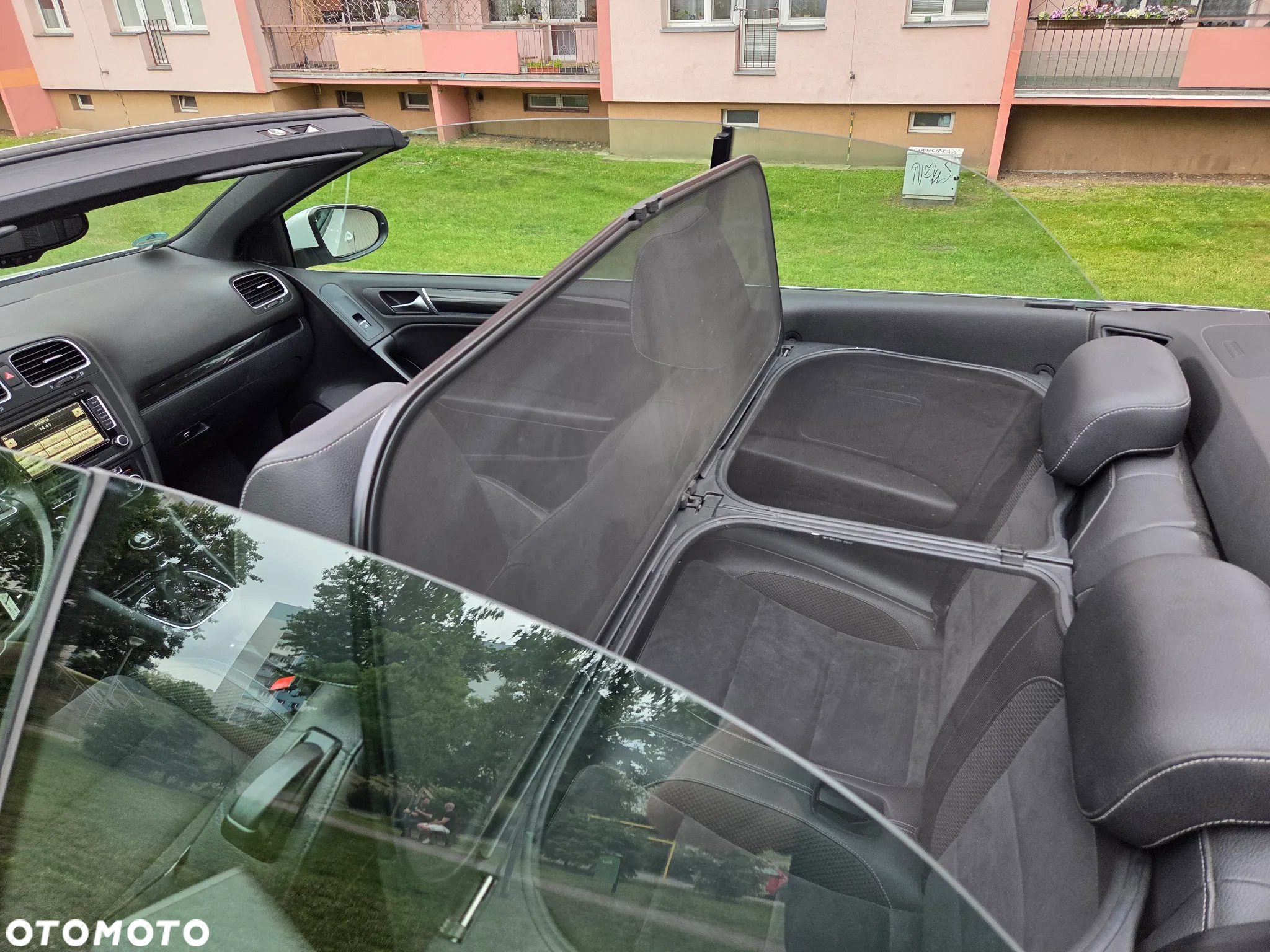 Volkswagen Golf Cabrio 1.6 TDI Exclusive - 29