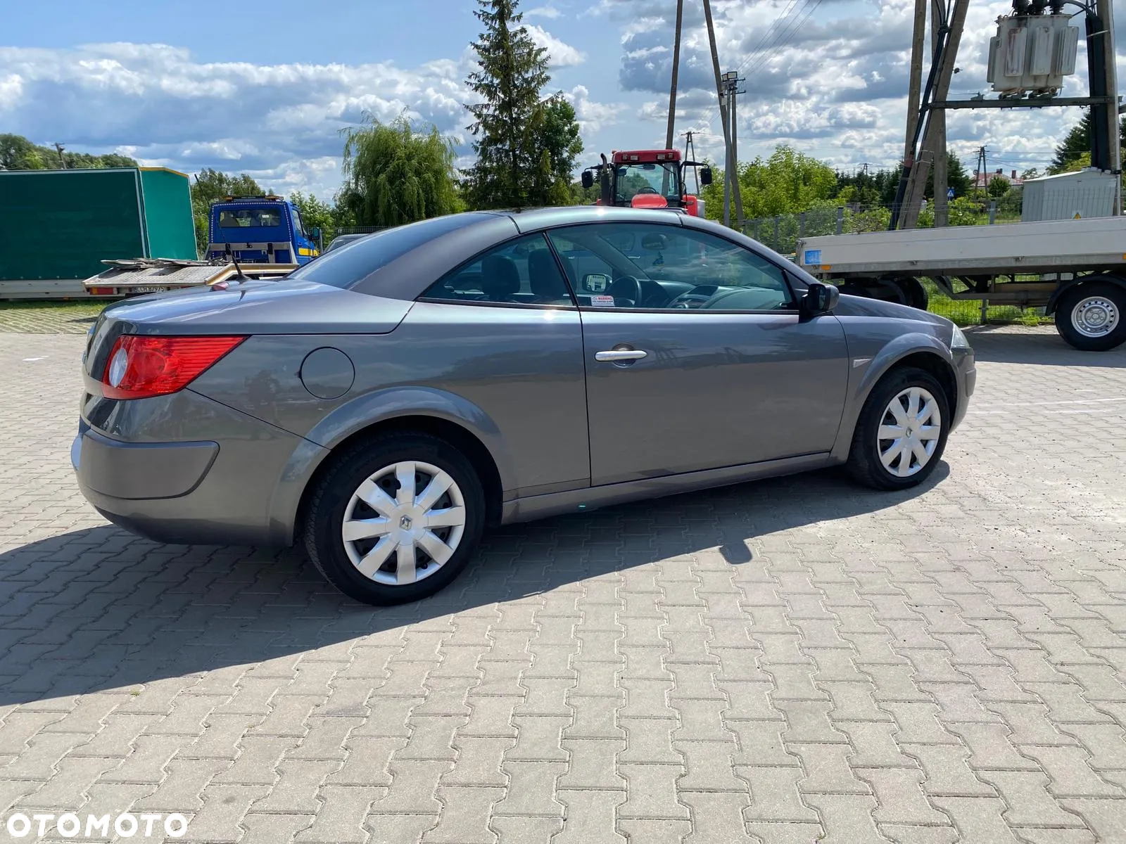 Renault Megane CC 2.0 16V Privilege - 4