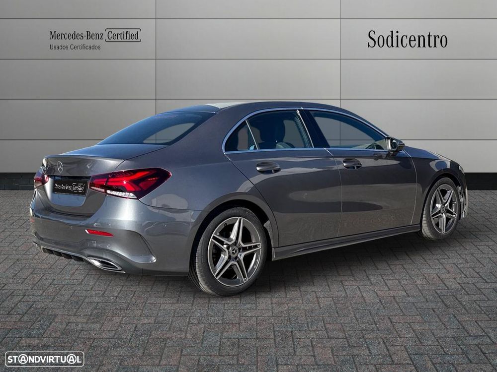 Mercedes-Benz A 180 d AMG Line - 4