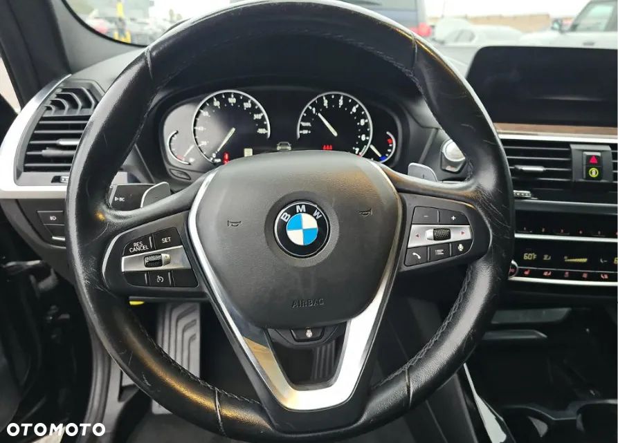 BMW X3 xDrive30i GPF Luxury Line - 8