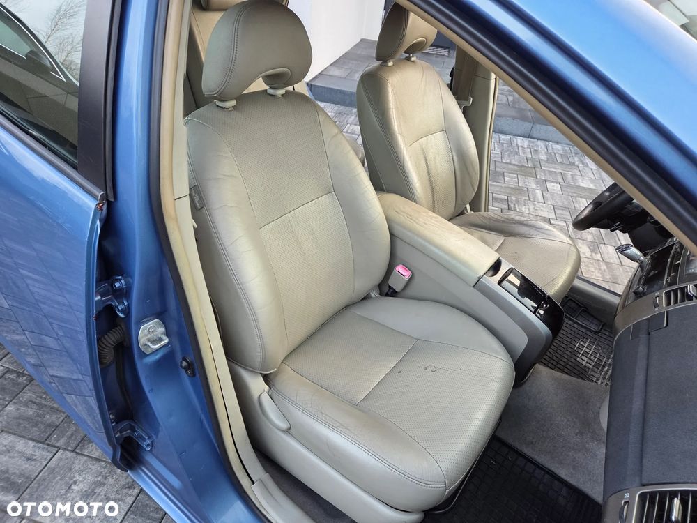 Toyota Prius 1.5 VVT-i Prestige - 16