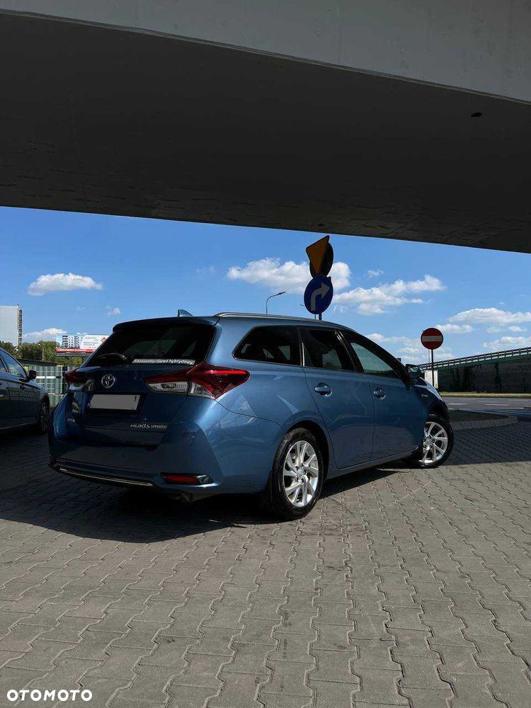 Toyota Auris - 2