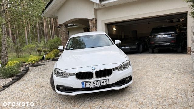 BMW Seria 3 318i GPF Advantage - 4