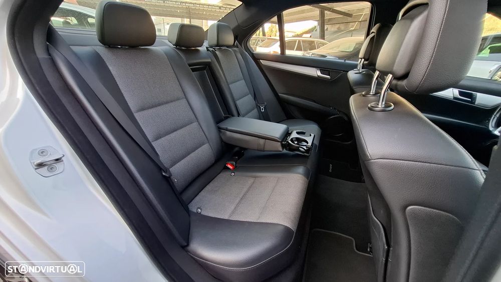 Mercedes-Benz C 200 CDI Avantgarde Edition - 31