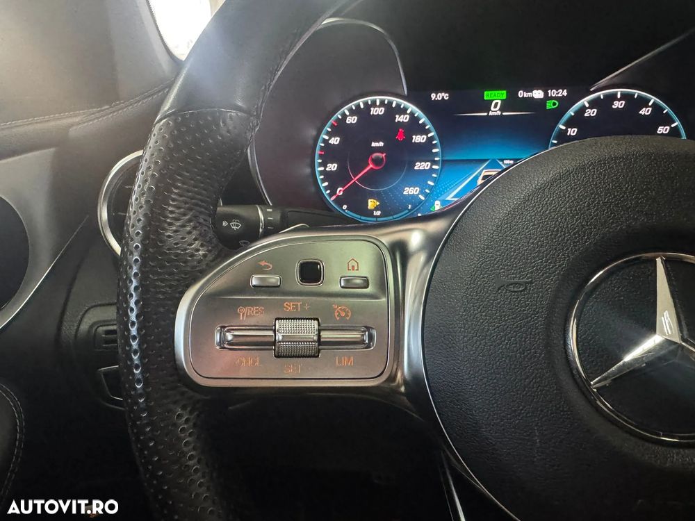 Mercedes-Benz GLC Coupe 300 de 4Matic 9G-TRONIC AMG Line - 18