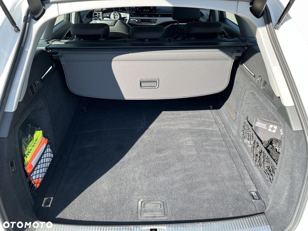 Audi A4 Avant 35 TFSI mHEV Advanced S tronic - 17