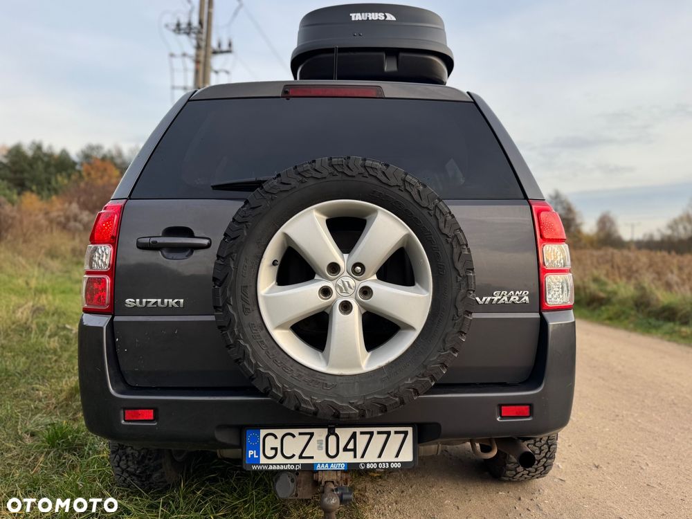 Suzuki Grand Vitara 2.4 Premium - 8