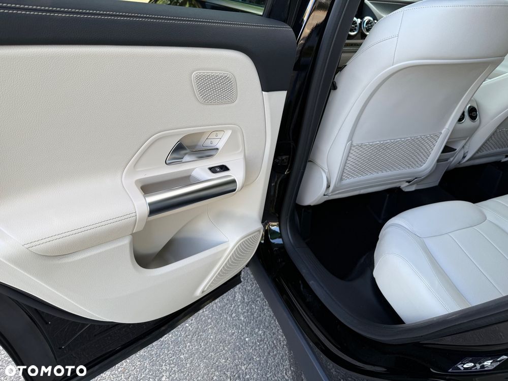 Mercedes-Benz GLA 250 4Matic 8G-DCT Edition AMG Line - 35