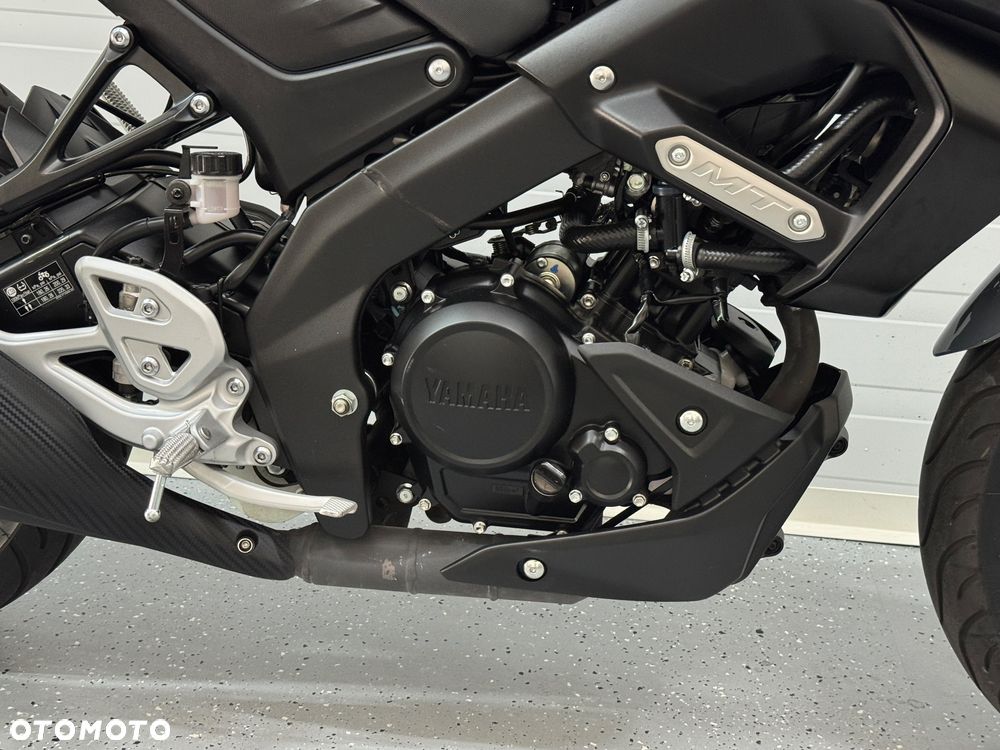 Yamaha MT - 7