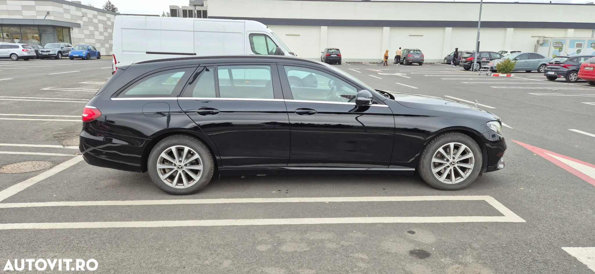 Mercedes-Benz E 200 d T 9G-TRONIC - 39