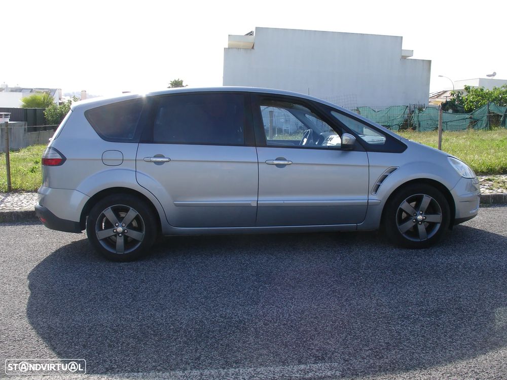 Ford S-Max 2.0 TDCi Titanium 7L - 3