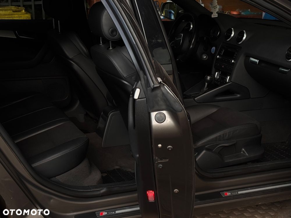 Audi A3 Sportback 2.0 TDI DPF Ambition S tronic - 16