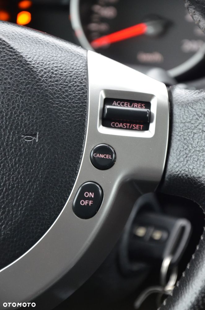 Nissan Qashqai 1.5 dCi Tekna - 22