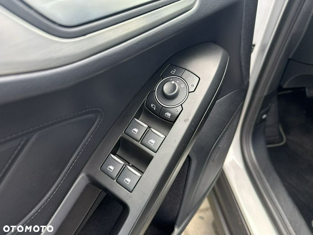 Ford Focus - 22