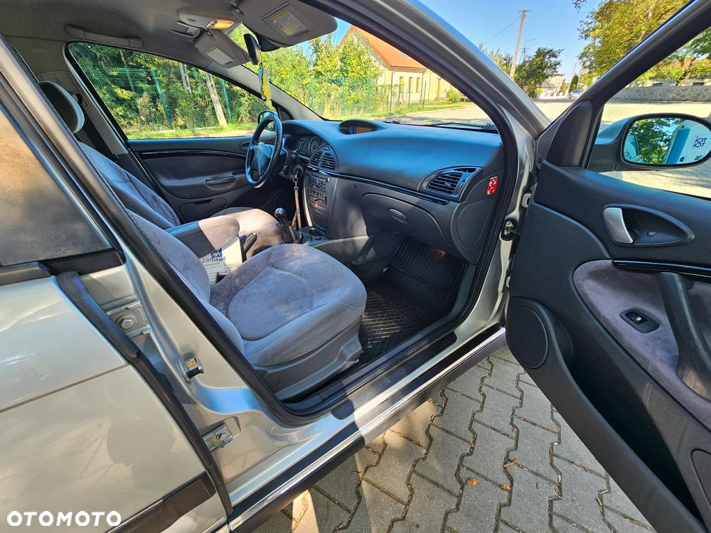 Citroën C5 1.6 HDi Dynamique - 8