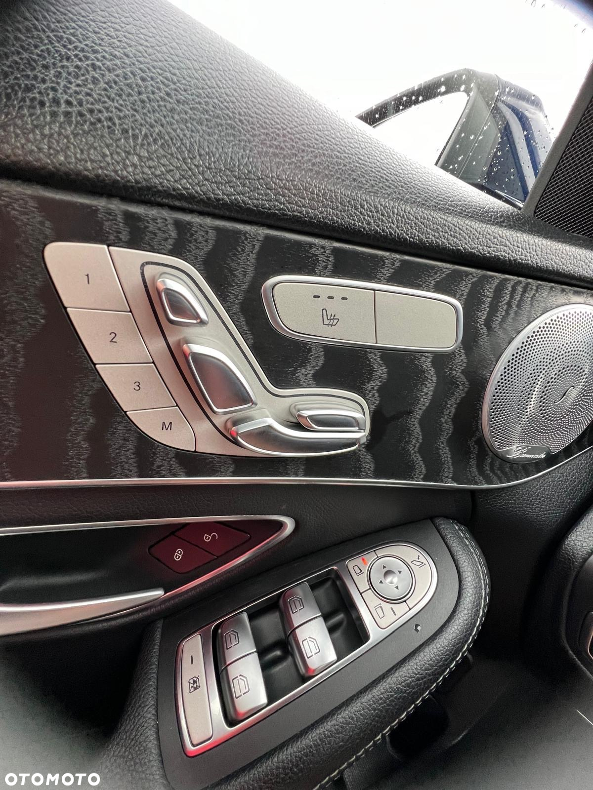 Mercedes-Benz Klasa C 250 d 4Matic T 9G-TRONIC AMG Line - 18