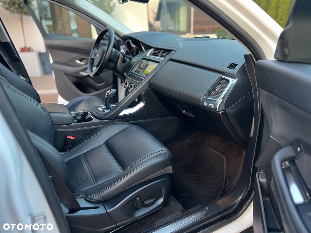 Jaguar E-Pace P200 AWD S - 10