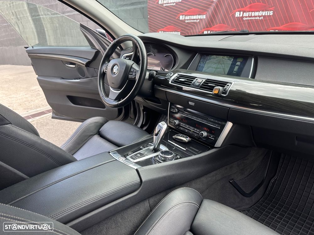 BMW 520 Gran Turismo d Line Luxury - 25