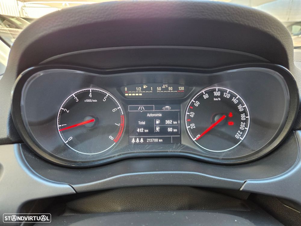 Opel Corsa 1.4 Dynamic FlexFuel - 19