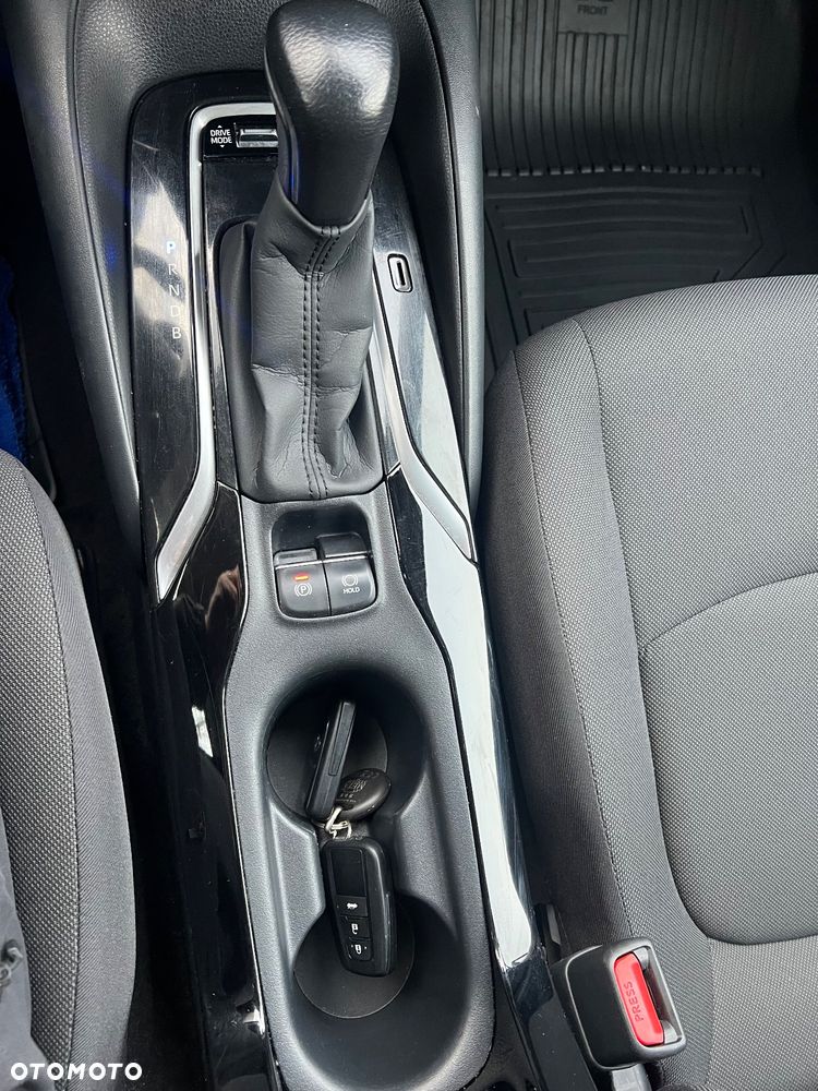 Toyota Corolla 1.8 Hybrid Comfort - 27