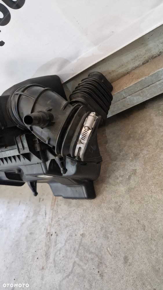 Ford Escape,Kuga IV filtr powietrza 2.5 hybryda - 3