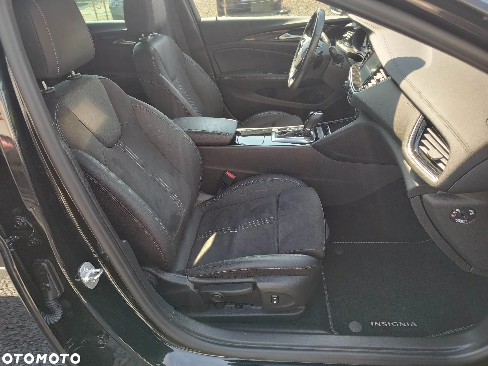 Opel Insignia Sports Tourer 2.0 Diesel Exclusive - 32