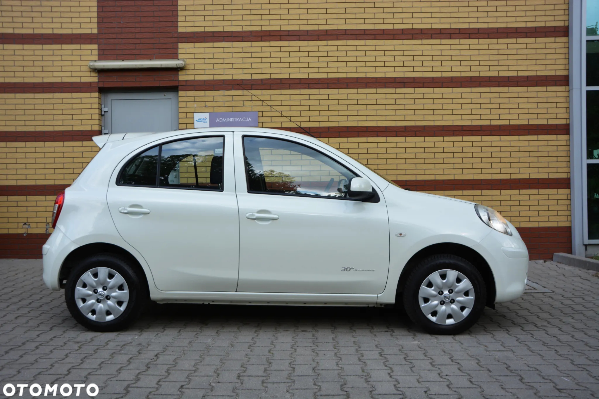 Nissan Micra 1.2 30th Anniversary - 6