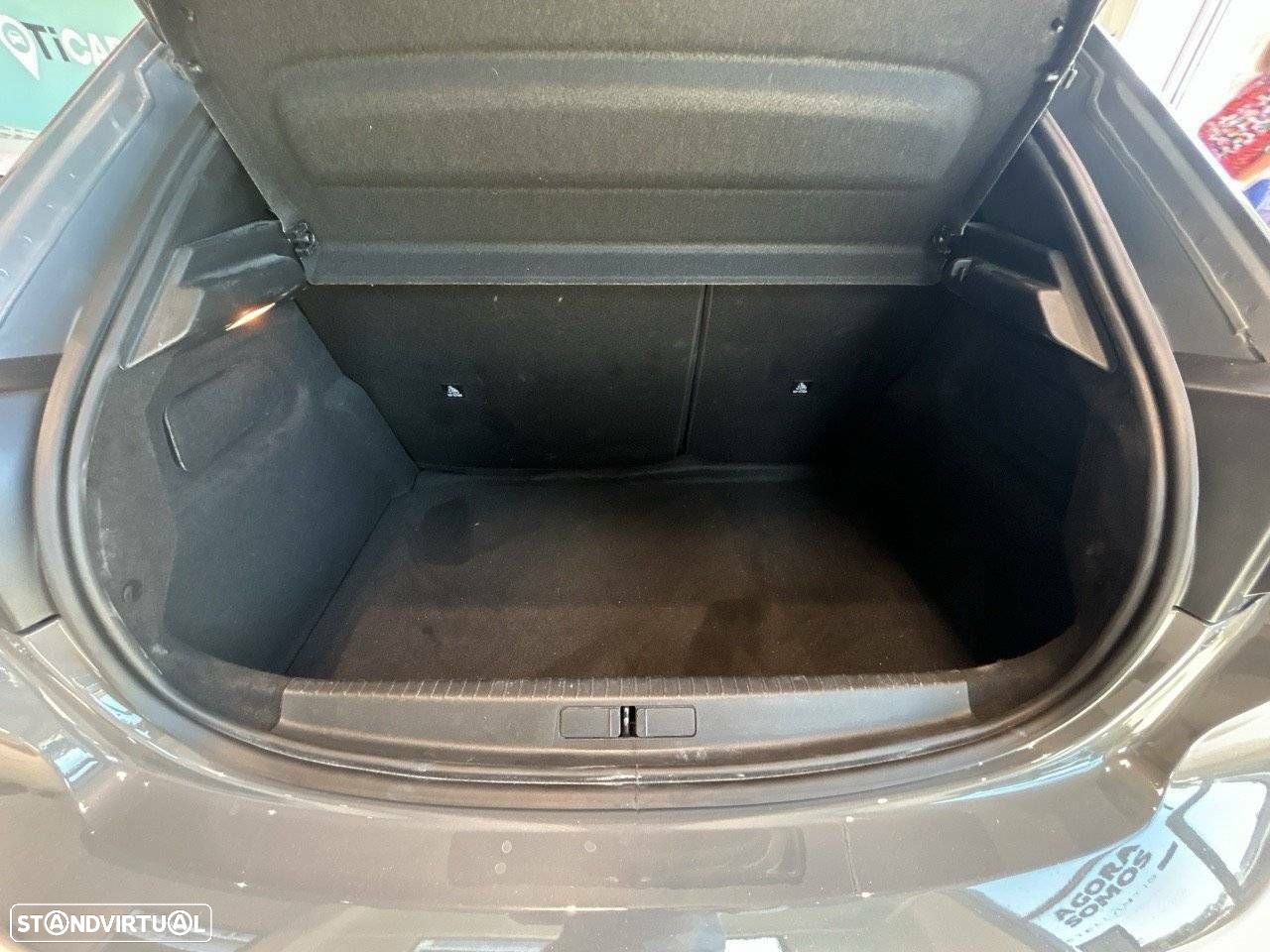 Peugeot 208 1.2 PureTech Active - 6