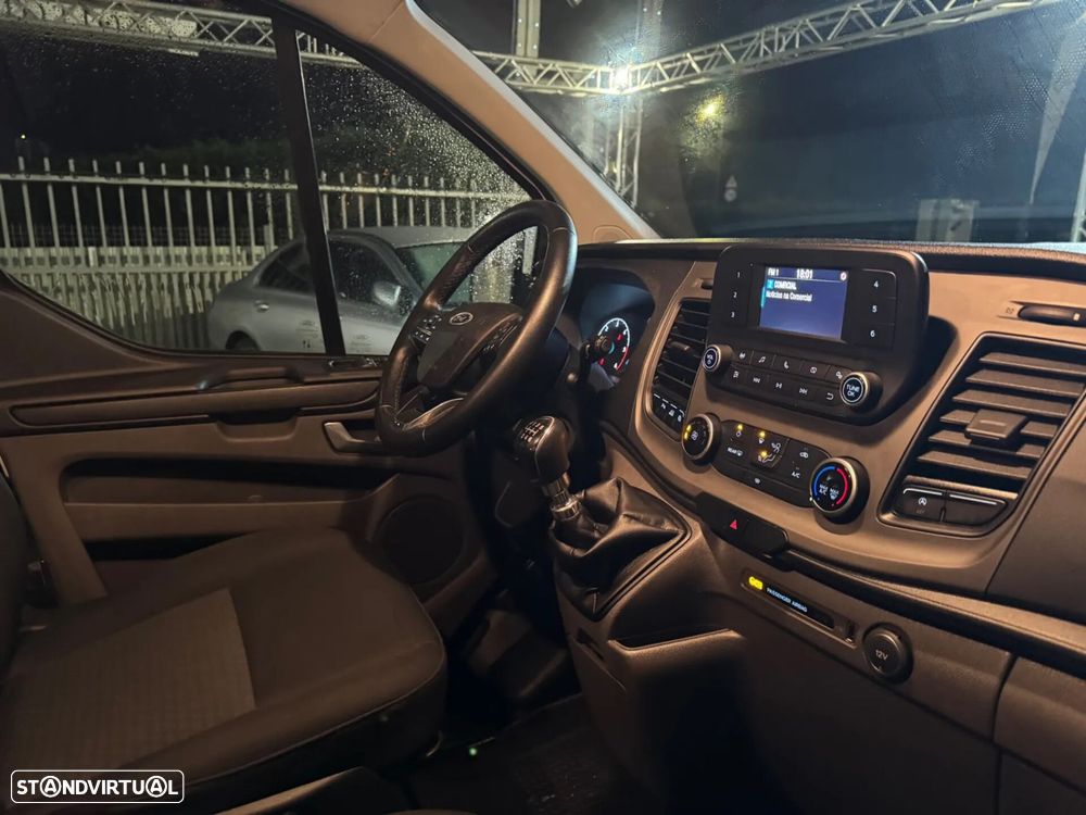 Ford Transit Custom - 13