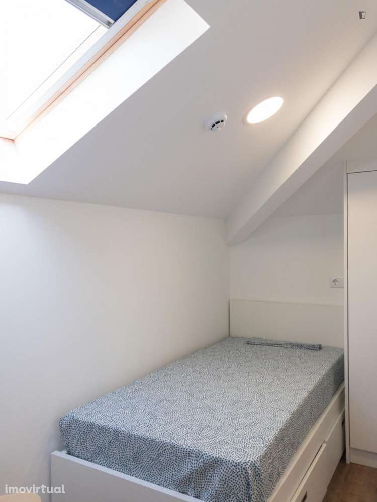 Estúdio - localizado em Cidral Coimbra - Grande imagem: 3/7