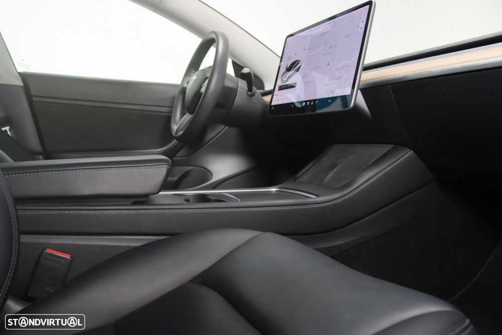 Tesla Model 3 Long-Range Dual Motor AWD - 13