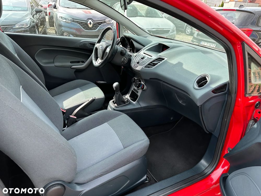 Ford Fiesta - 18