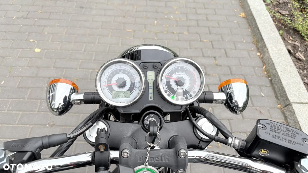 Benelli IMPERIALE 400 - 10