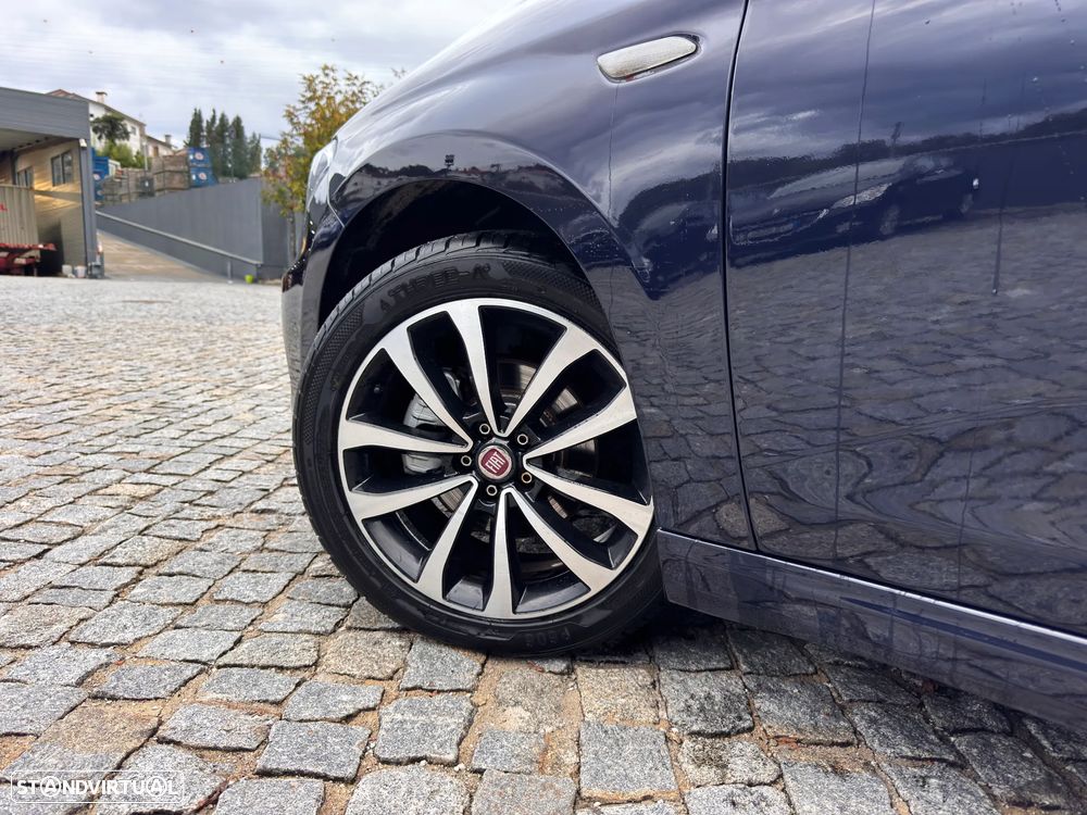 Fiat Tipo Station Wagon 1.6 M-Jet Lounge - 32