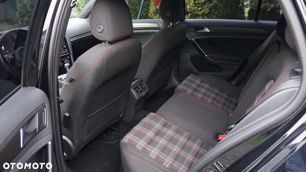 Volkswagen Golf VII 2.0 TSI BMT GTI - 19