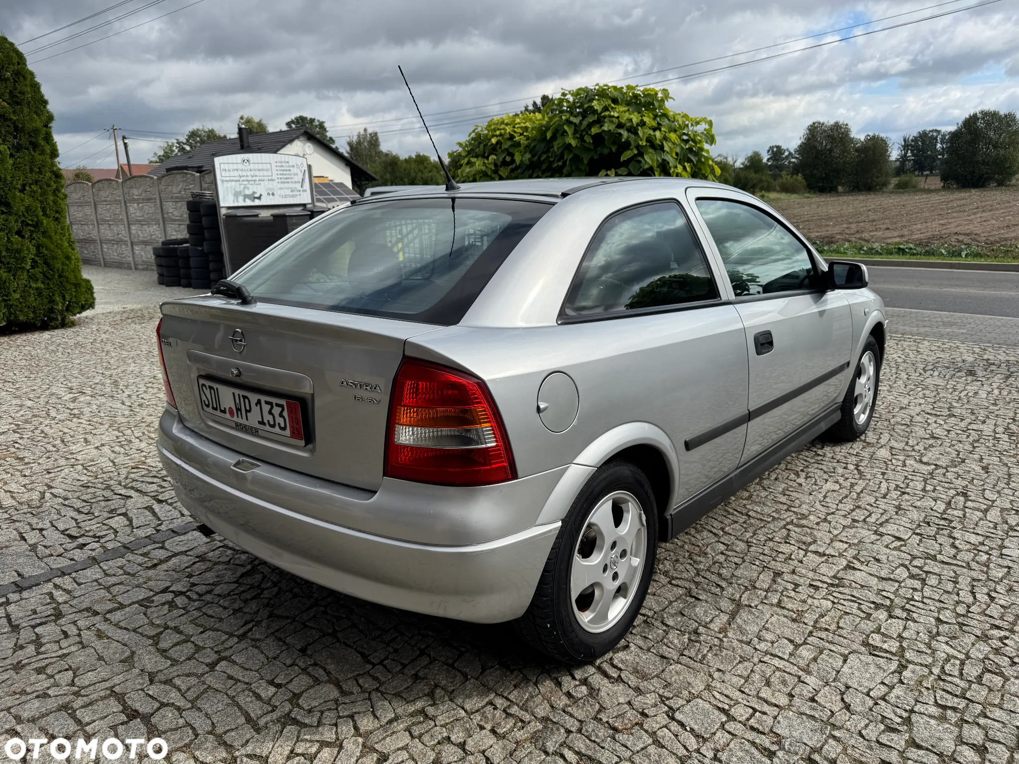 Opel Astra II 1.6 Comfort - 4