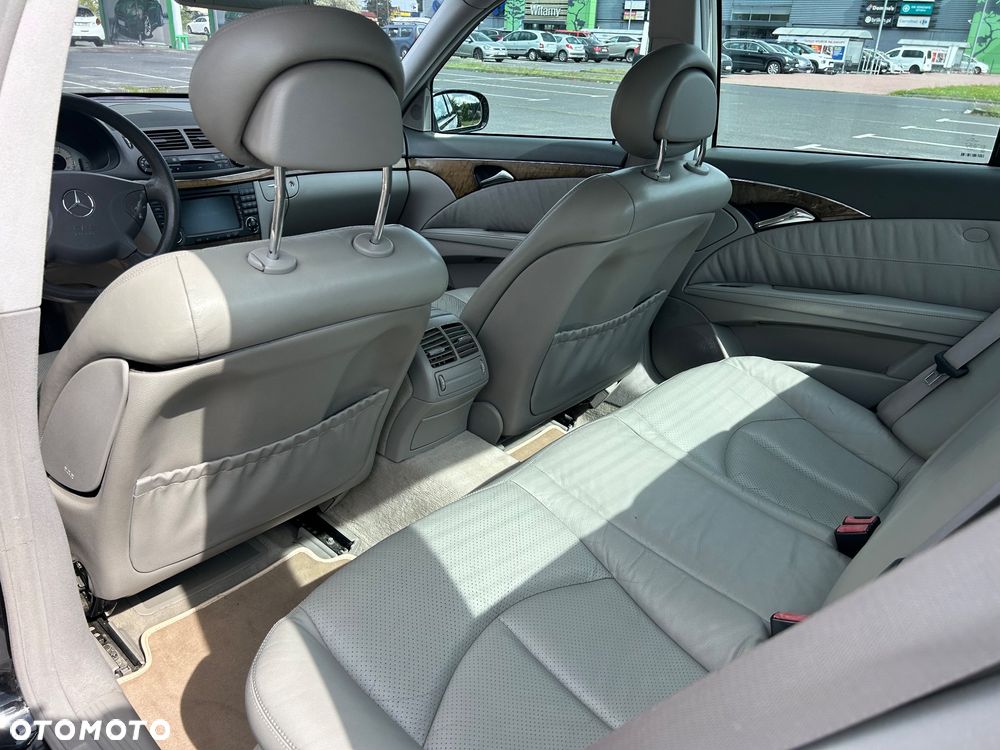 Mercedes-Benz Klasa E 280 CDI T Avantgarde - 9