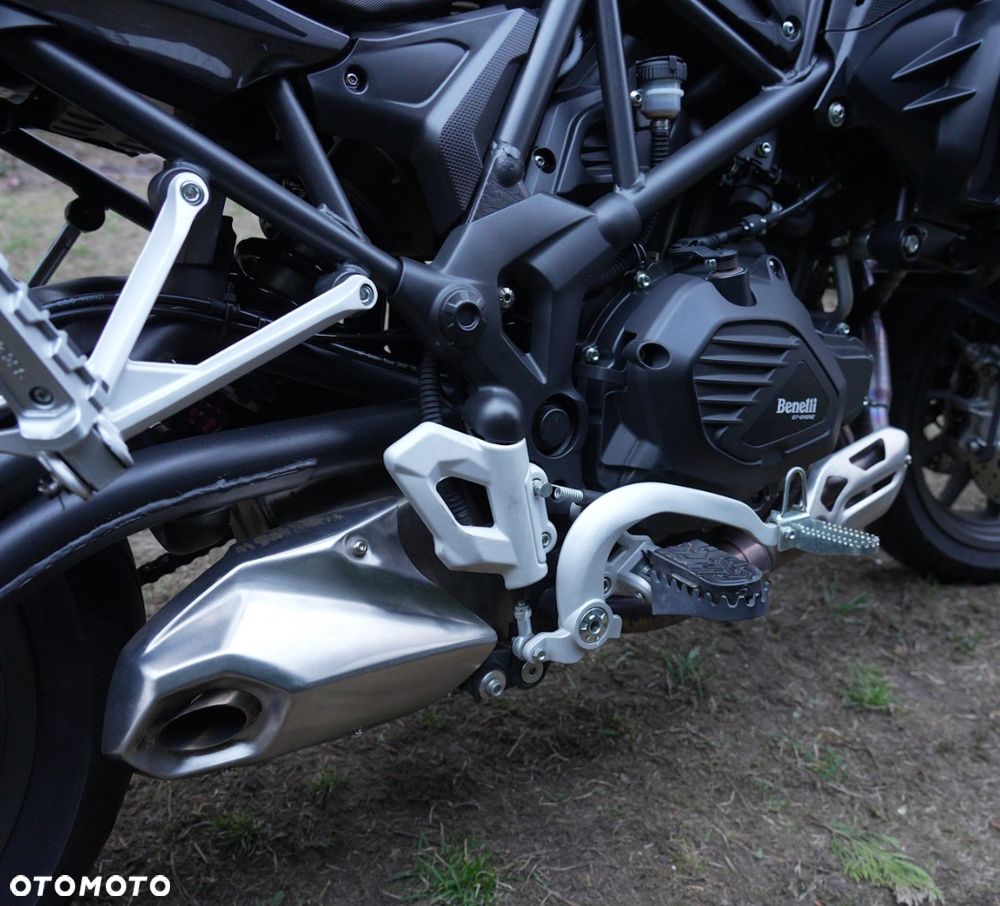 Benelli TRK 502 - 5